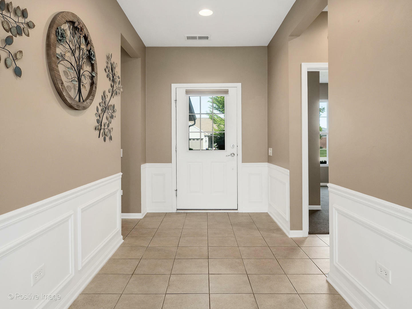 Property Photo: 12382 Scarlet Drive IL 60142
