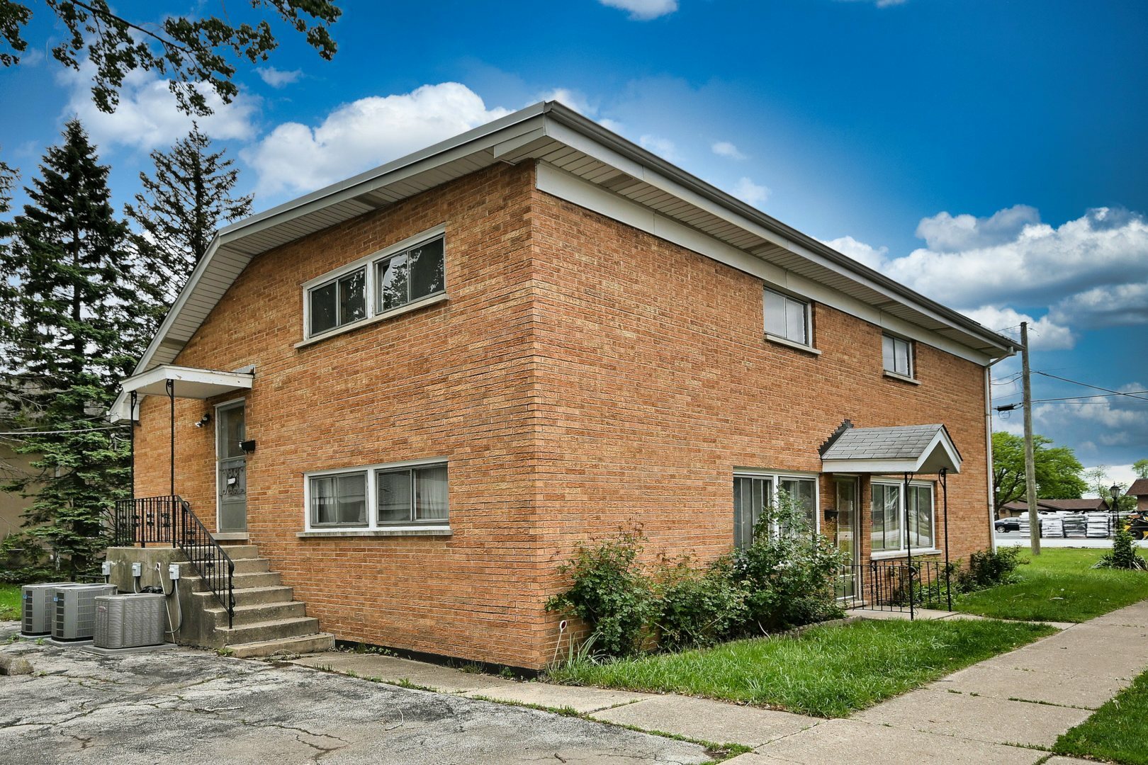 Property Photo: 10009 W Fullerton Avenue IL 60164