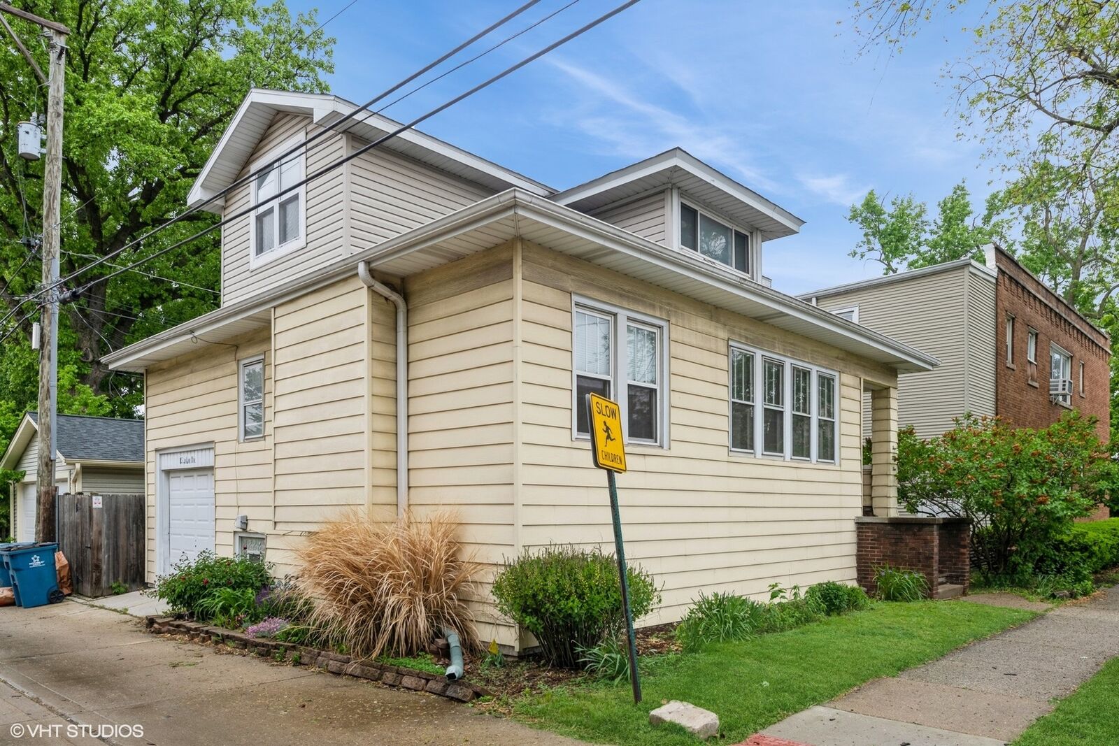 Property Photo:  435 Jackson Boulevard  IL 60130 