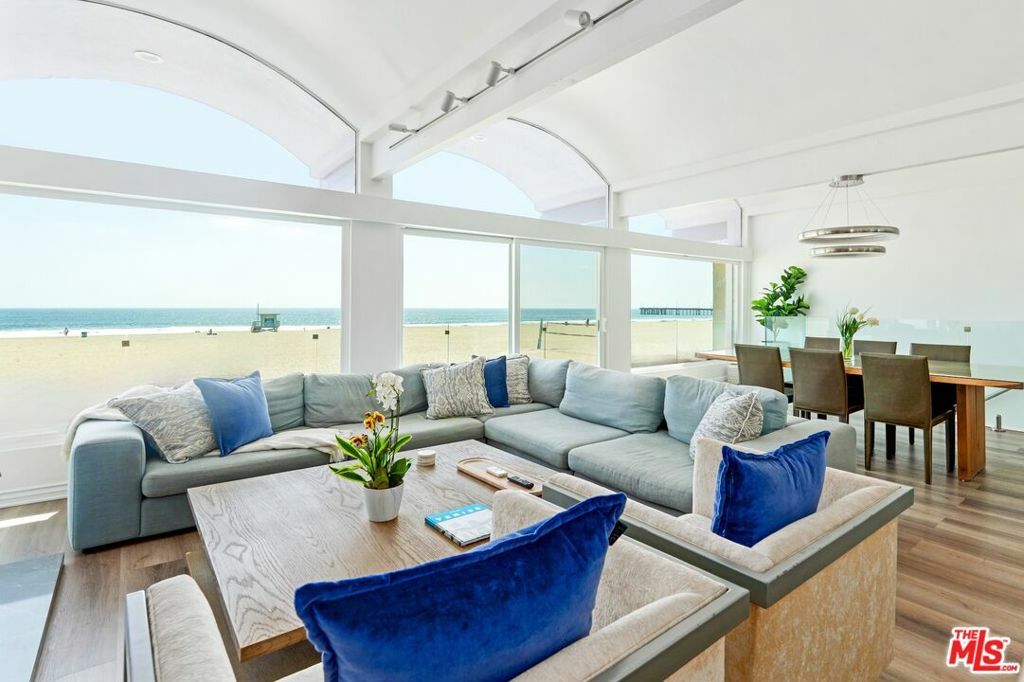Property Photo: 3806 Ocean Front Walk CA 90292