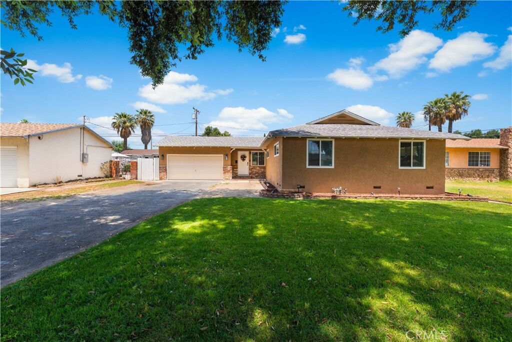 Property Photo:  2398 Victoria Street  CA 92410 