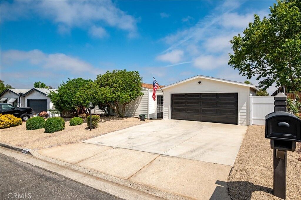 Property Photo: 24836 Split Rail Road CA 92595