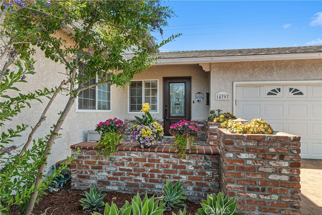 Property Photo:  14797 Gardenhill Drive  CA 90638 