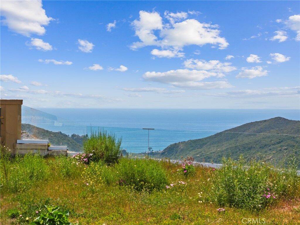 Property Photo:  27 Coronado Pointe  CA 92677 