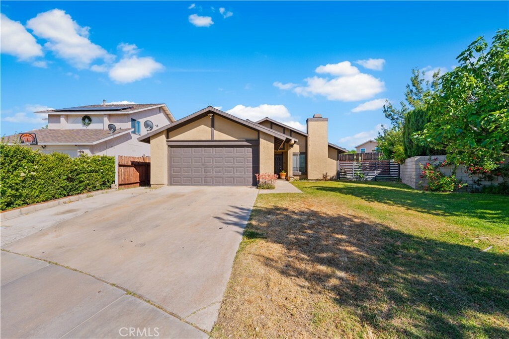 Property Photo:  4846 Karling Place  CA 93552 
