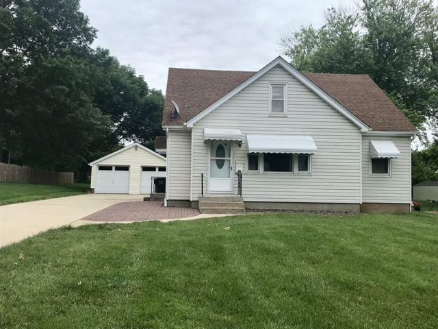 Property Photo: 420 N Library Street IL 62298