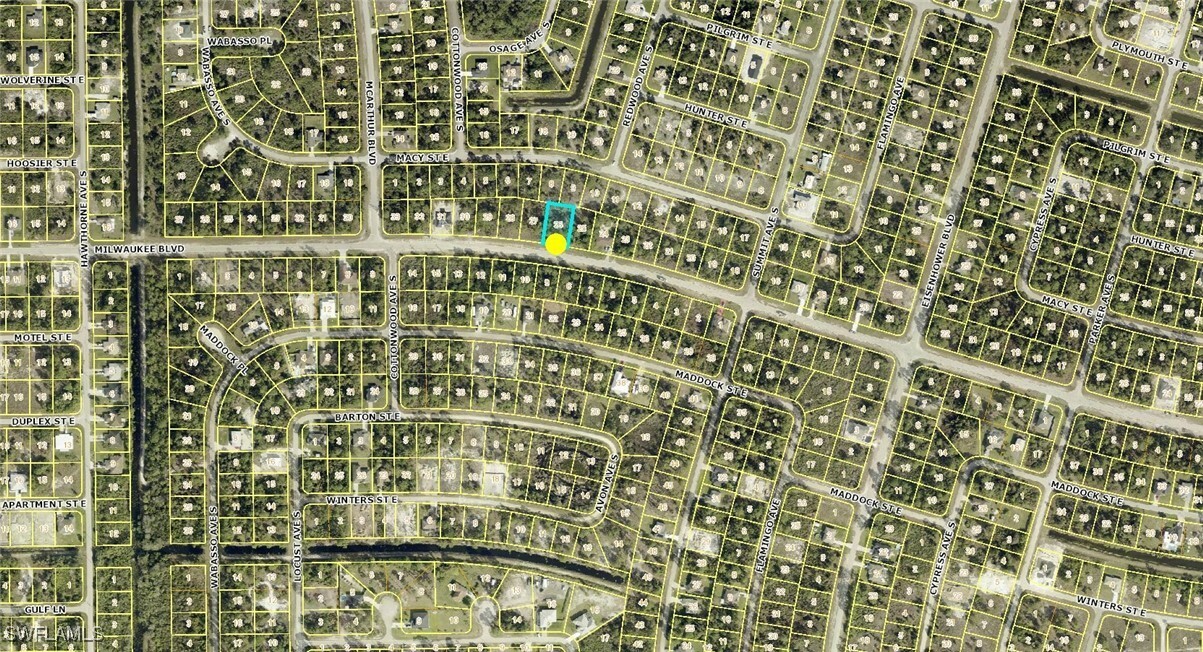 933 Milwaukee Boulevard  Lehigh Acres FL 33974 photo