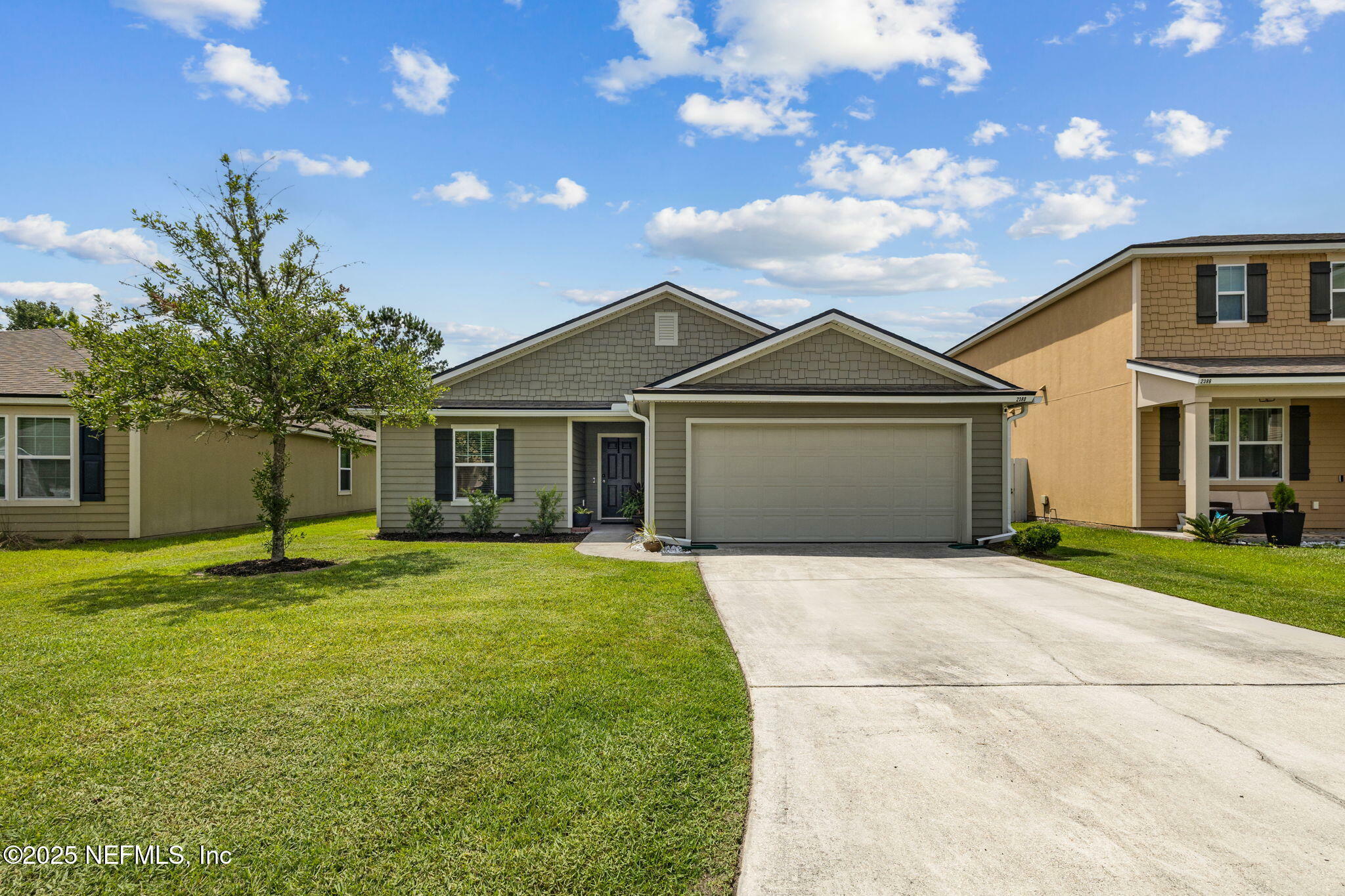 Property Photo: 2380 Sotterley Lane FL 32220