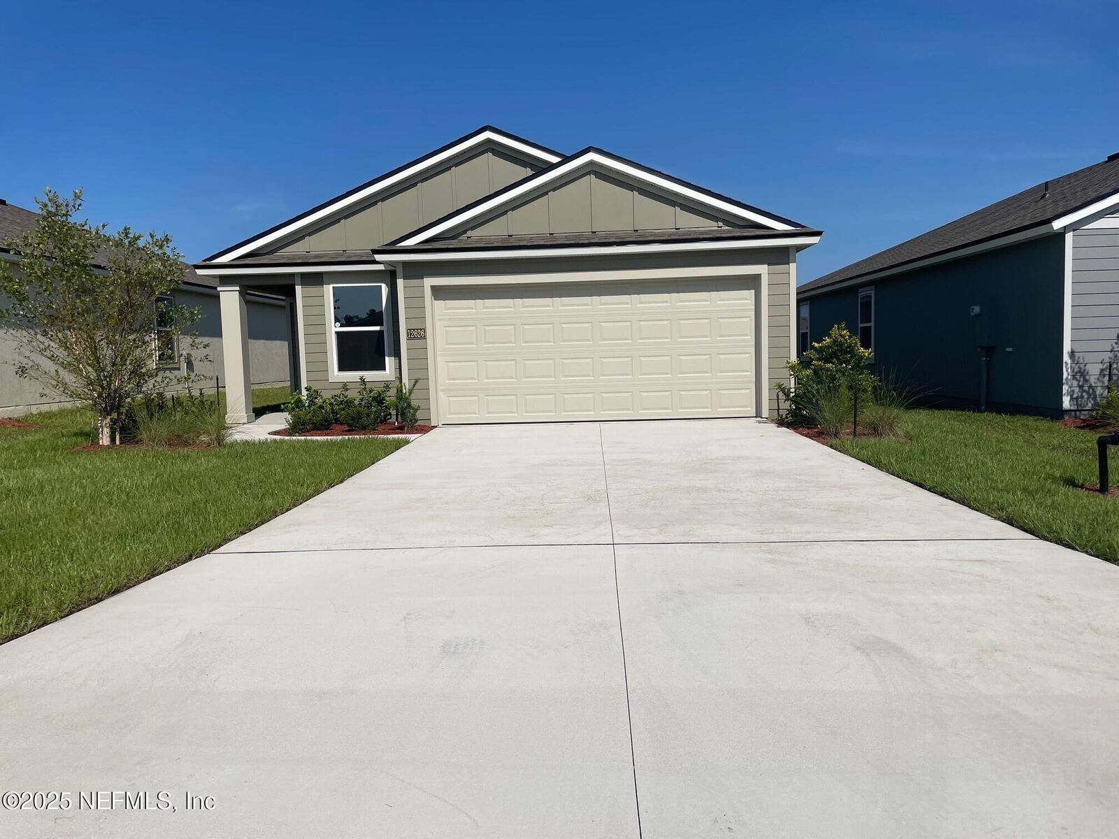 Property Photo:  12626 Rubber Fig Terrace  FL 32218 