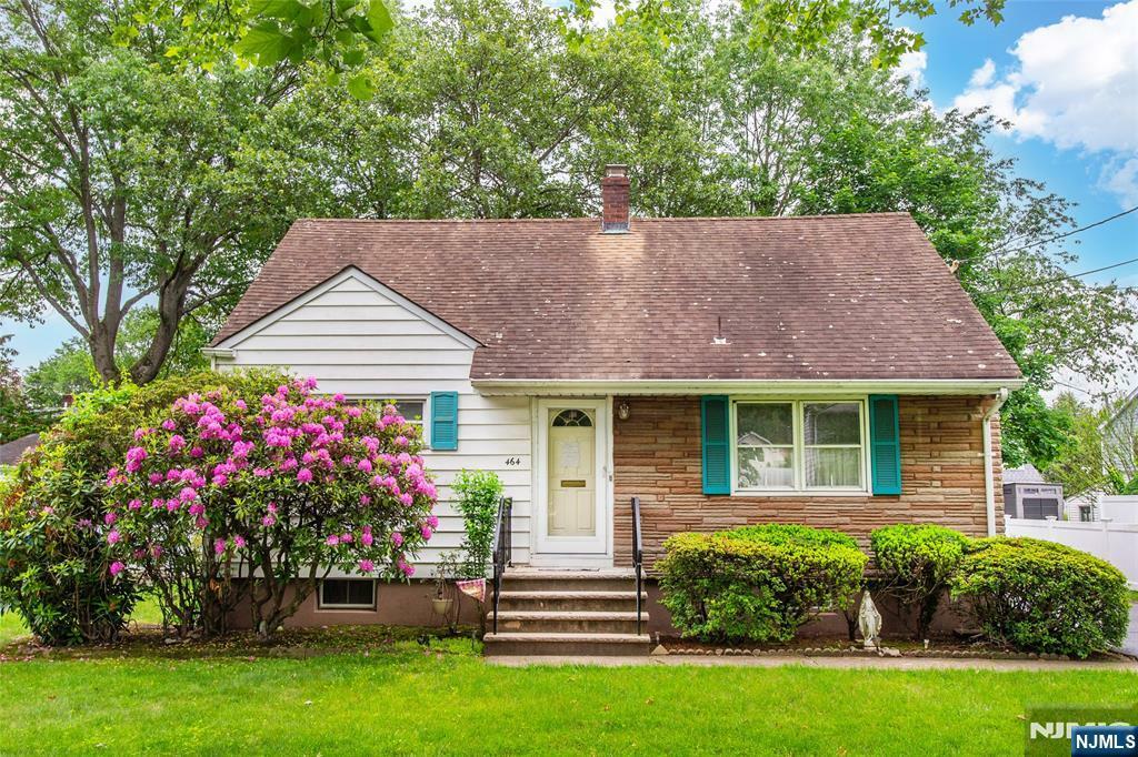 Property Photo: 464 Dorchester Road NJ 07450