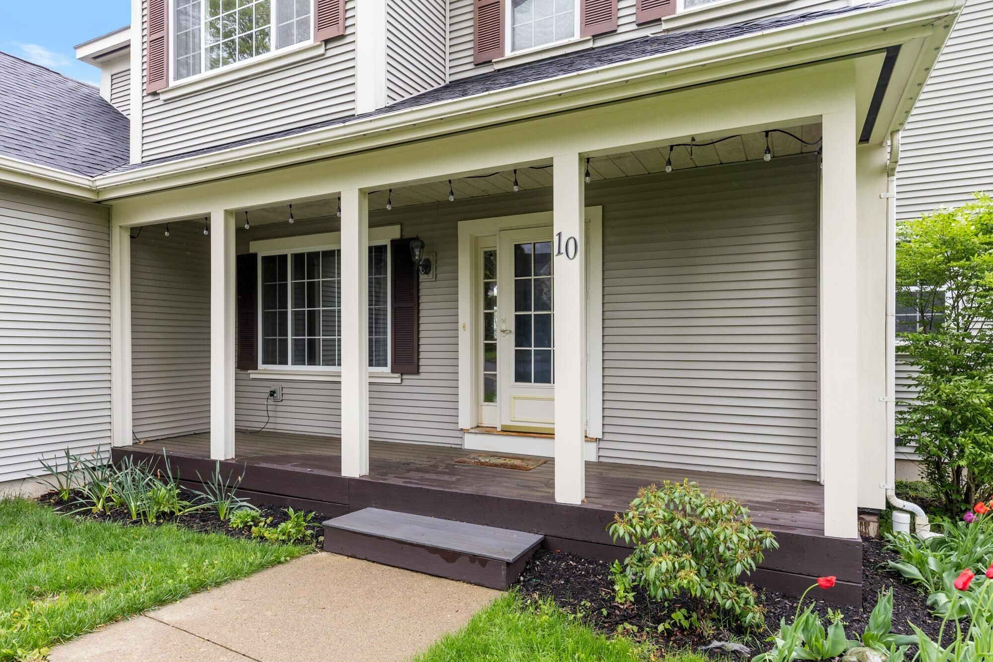 Property Photo: 10 Pomfret Lane VT 05452