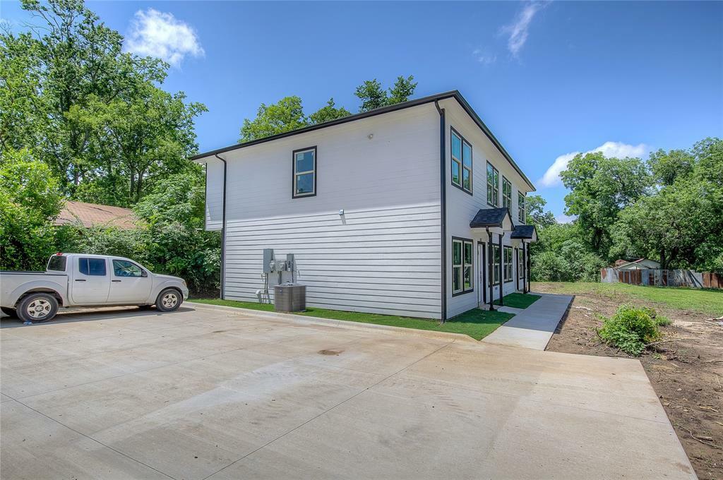 Property Photo: 312 Beckham Street TX 75482