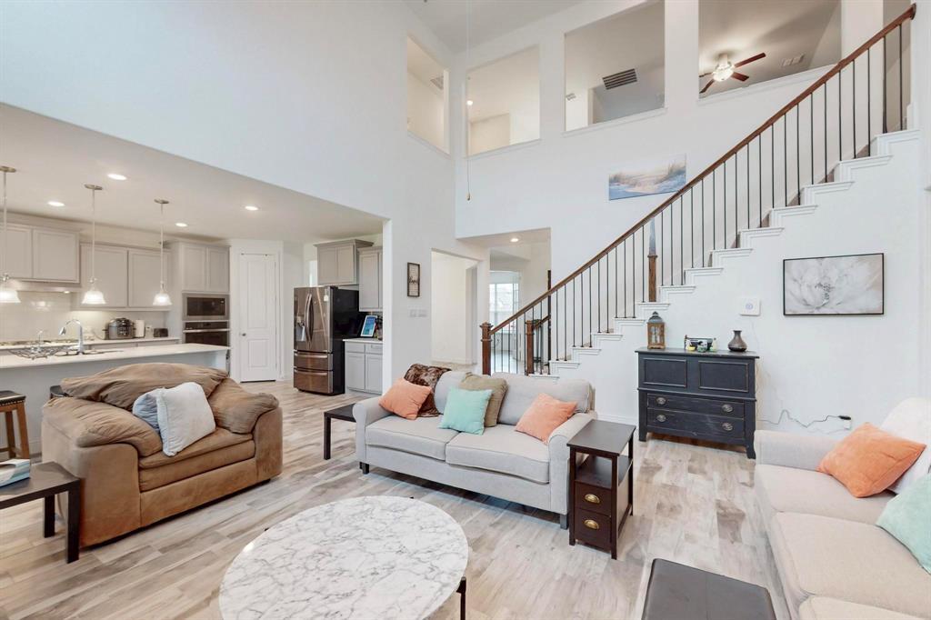 Property Photo: 1429 Shooting Star Drive TX 76052