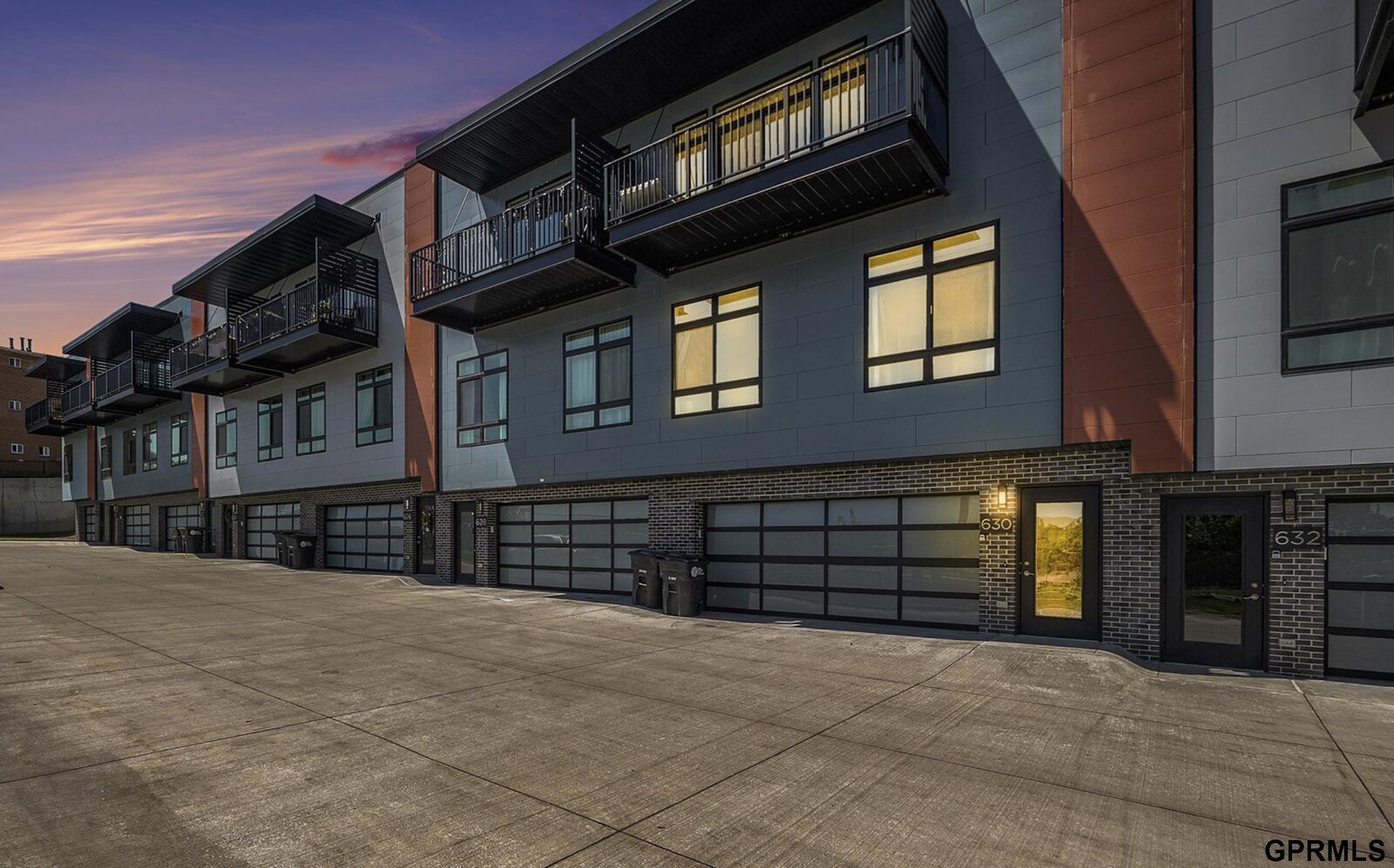 Property Photo:  630 N 46th Street  NE 68132 