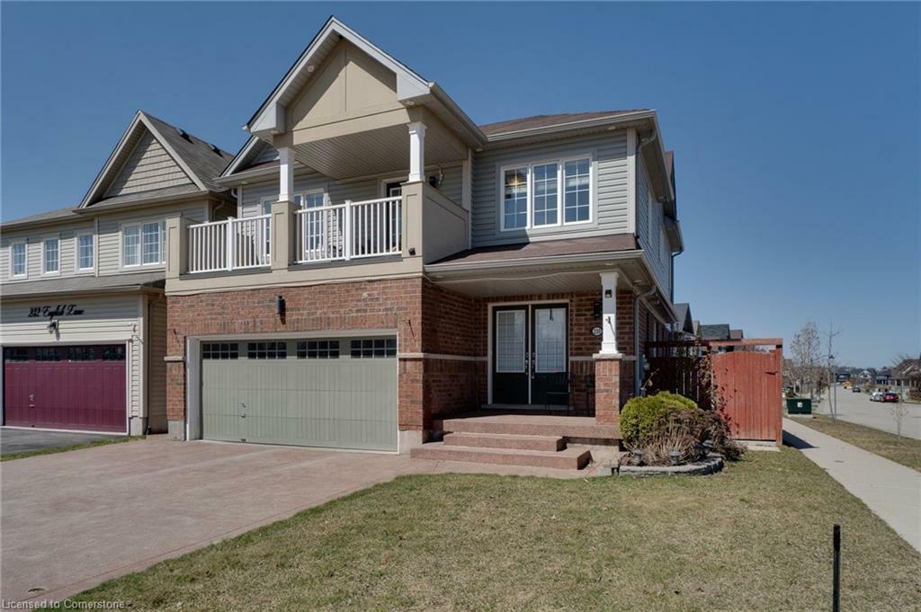 Photo de la propriété: 230 English Lane Lane ON N3T 0K2