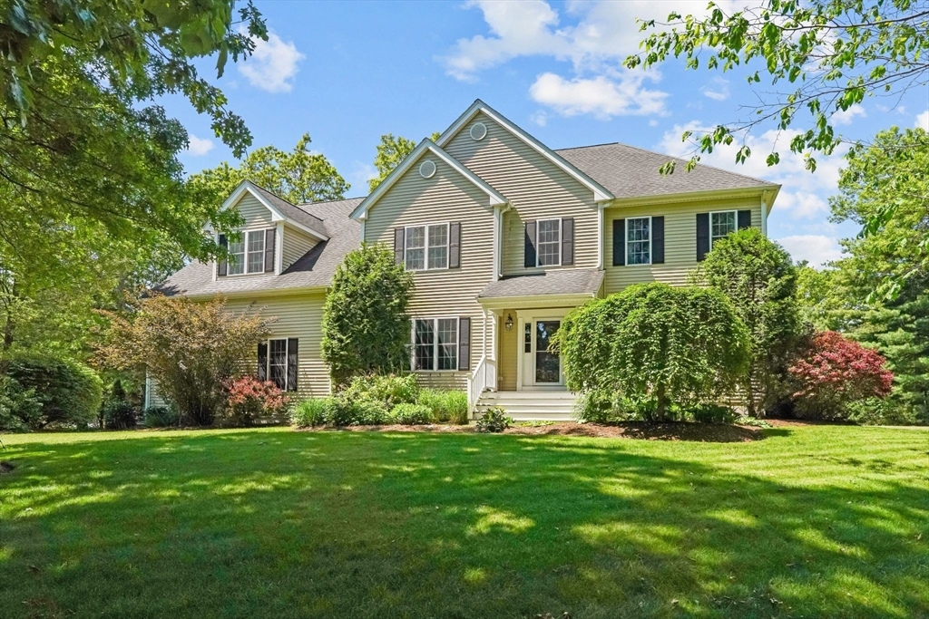 3 Foster Dr  Norton MA 02766 photo