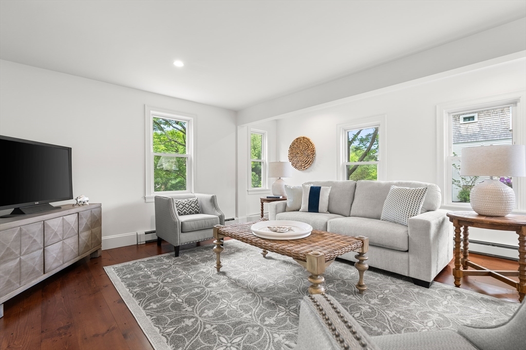 Property Photo: 6 Parker Ave MA 02025