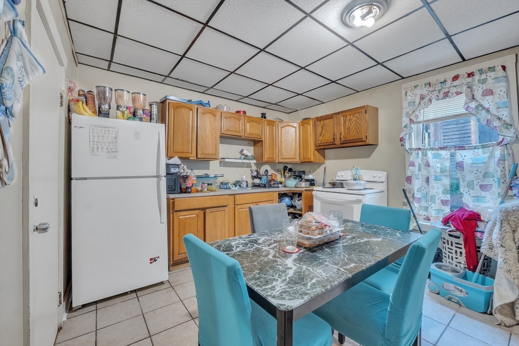 Property Photo: 80 Chatham St MA 01609