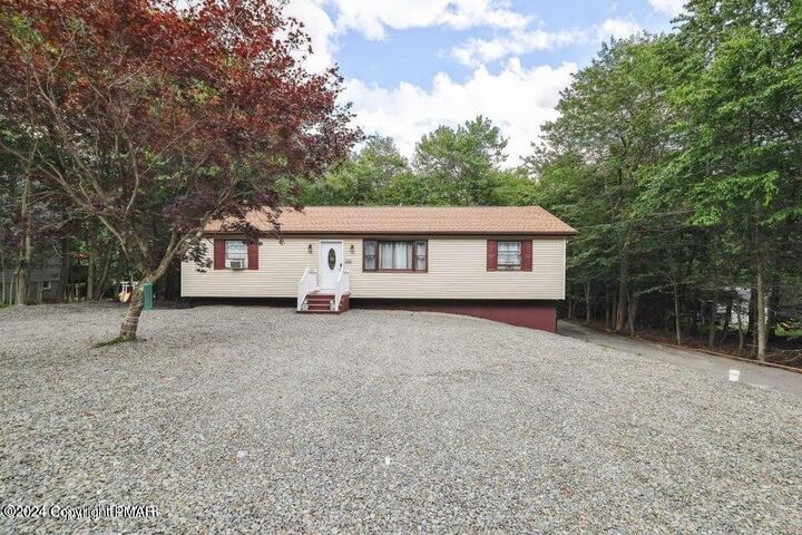 Property Photo:  8345 Shannon Drive  PA 18466 
