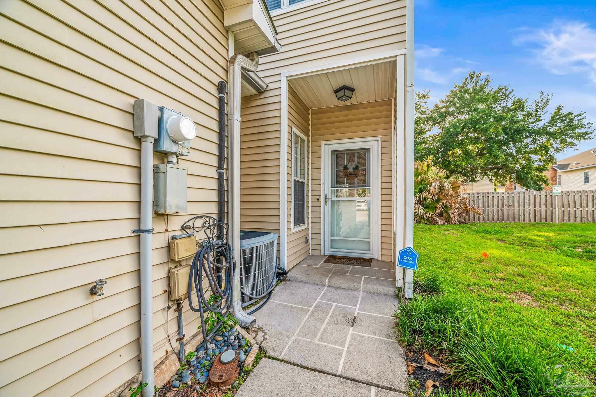 Property Photo: 601 E Burgess Rd K1 FL 32504