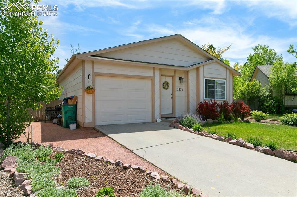 Property Photo: 3870 Chinawood Court CO 80918