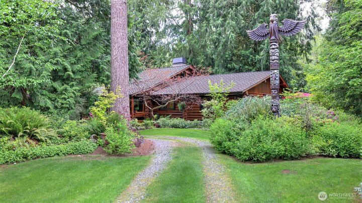 Property Photo: 18904 233rd Avenue NE WA 98077