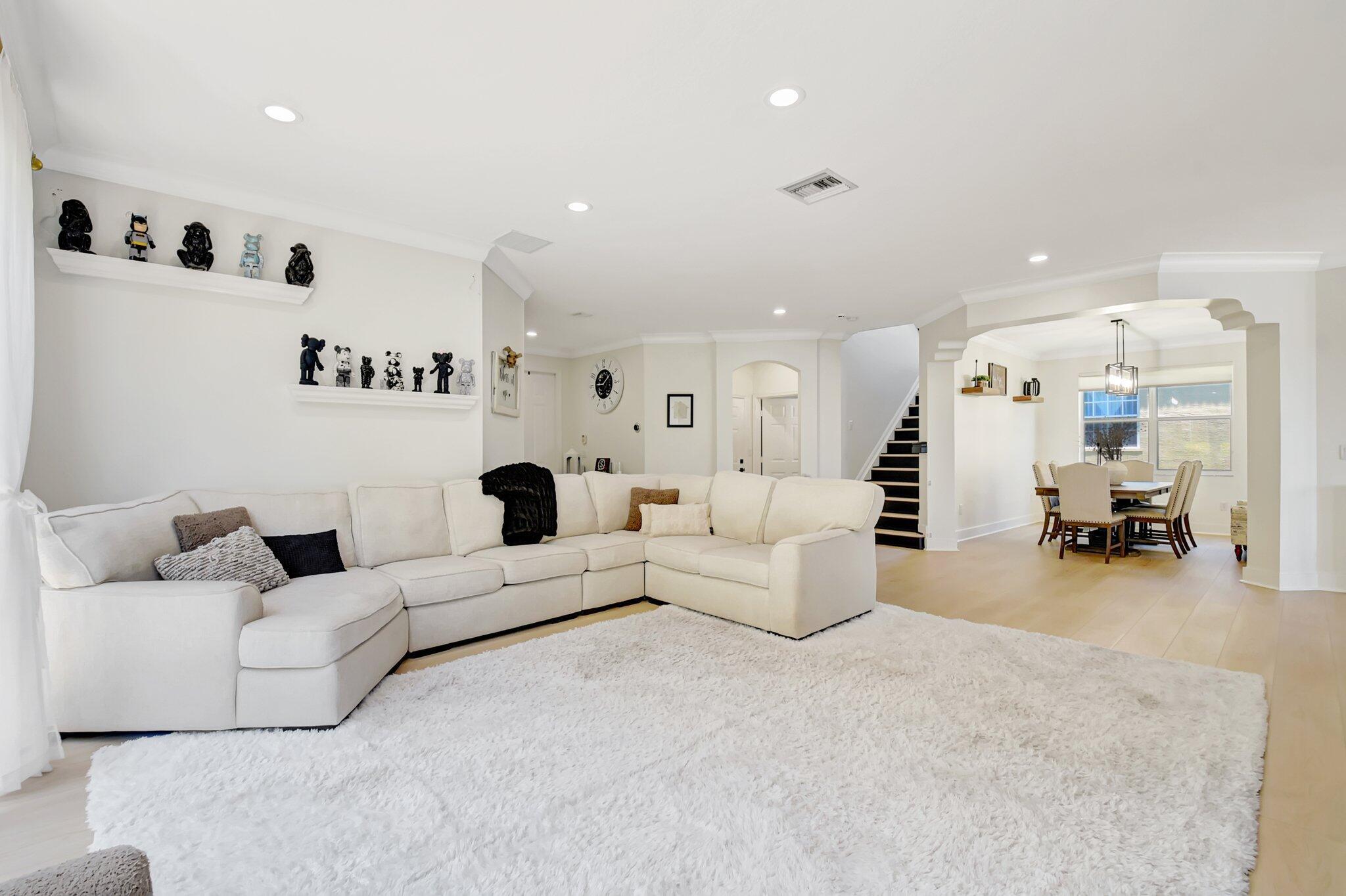 Property Photo: 9800 Stover Way FL 33414