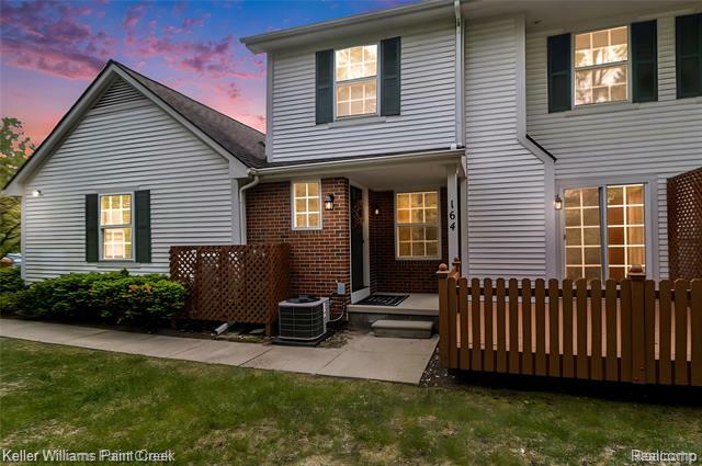 164 Barrington Circle  Orion Twp MI 48360 photo