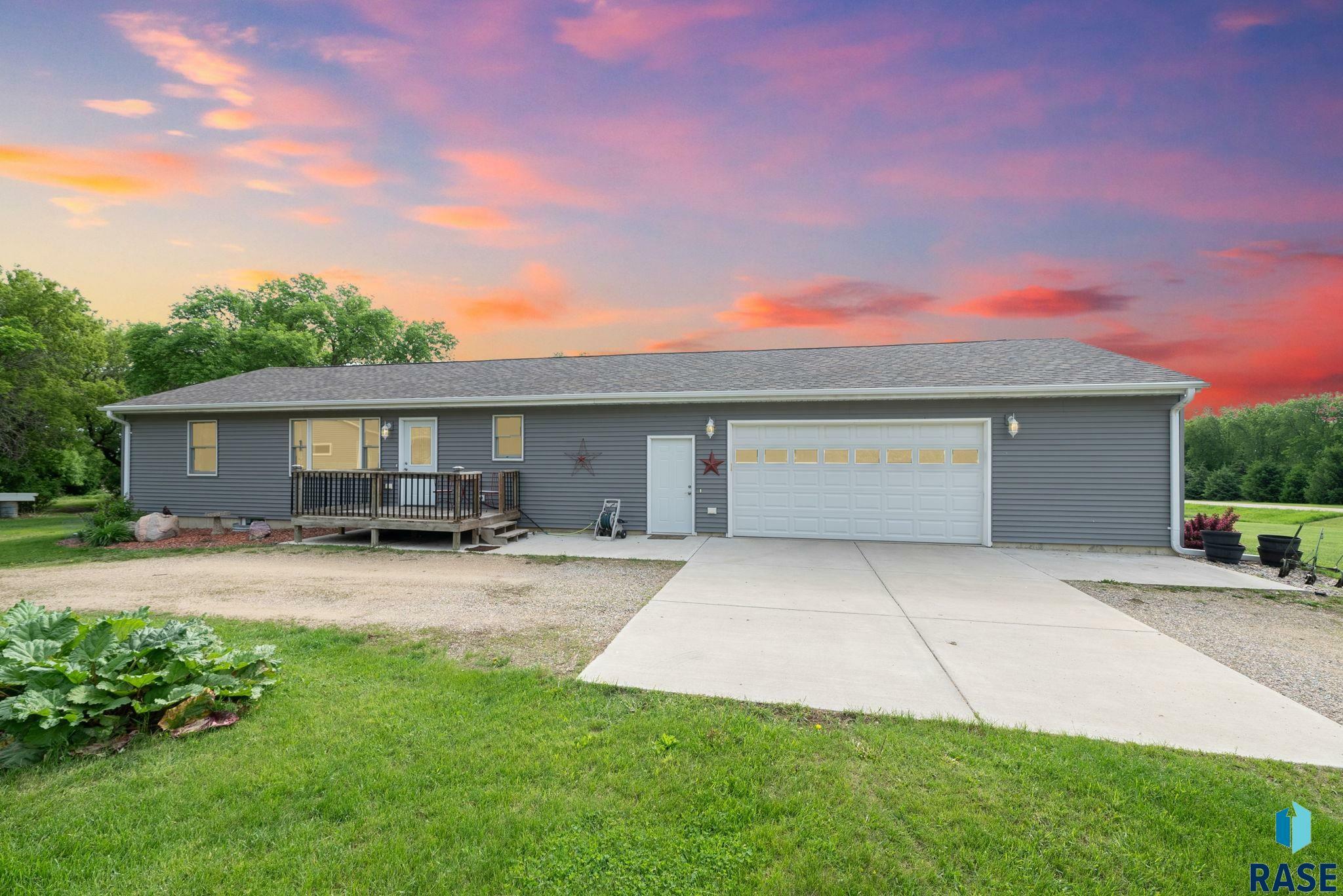 Property Photo: 48484 262nd St SD 57068