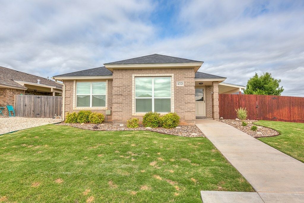 Property Photo:  4321 Rimrock Circle  TX 76904 