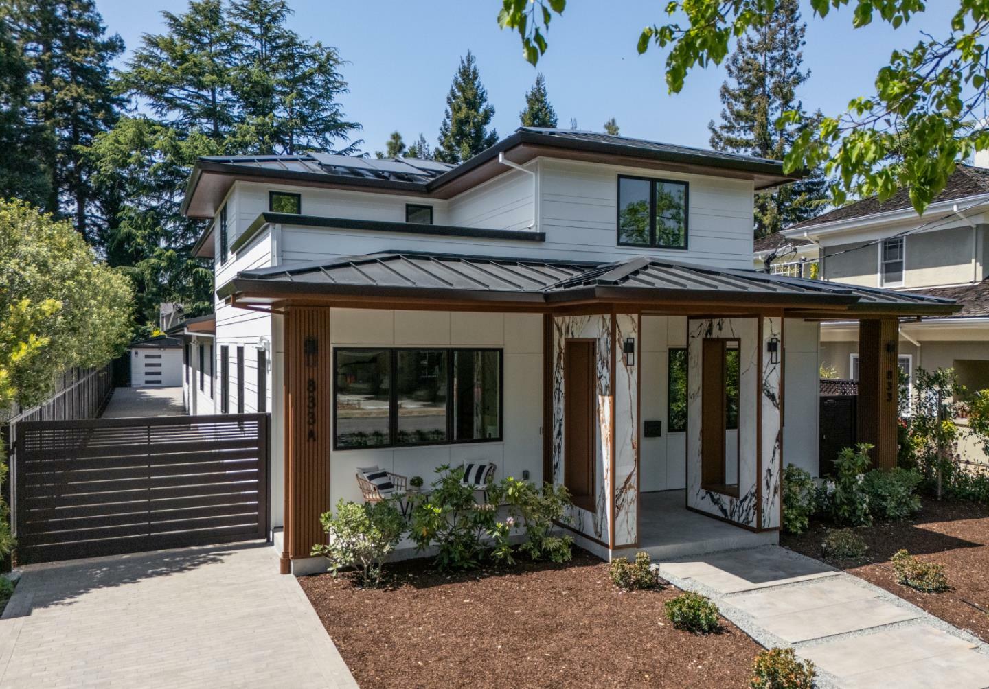 Property Photo: 833 Forest Avenue CA 94301