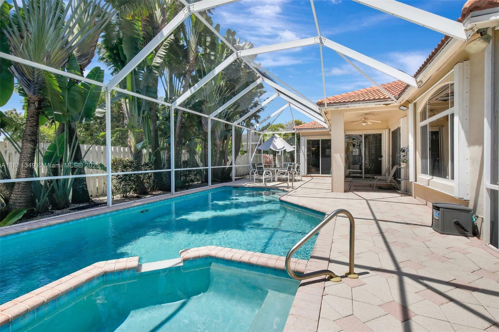 Property Photo: 13220 NW 11th Ct FL 33323