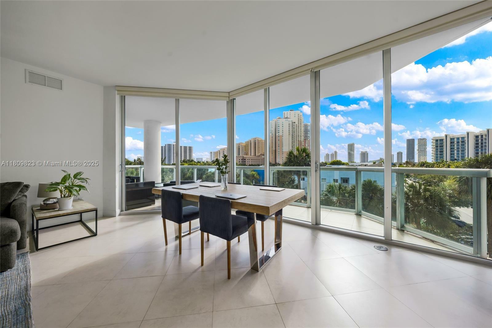 Property Photo: 3131 NE 188th St 2-506 FL 33180