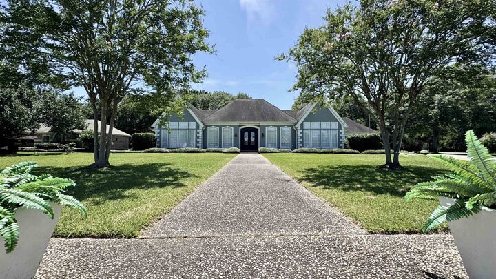 4429 Hillbrook Dr  Orange TX 77632 photo