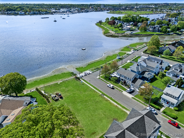 Property Photo:  16 Marion Avenue  CT 06855 
