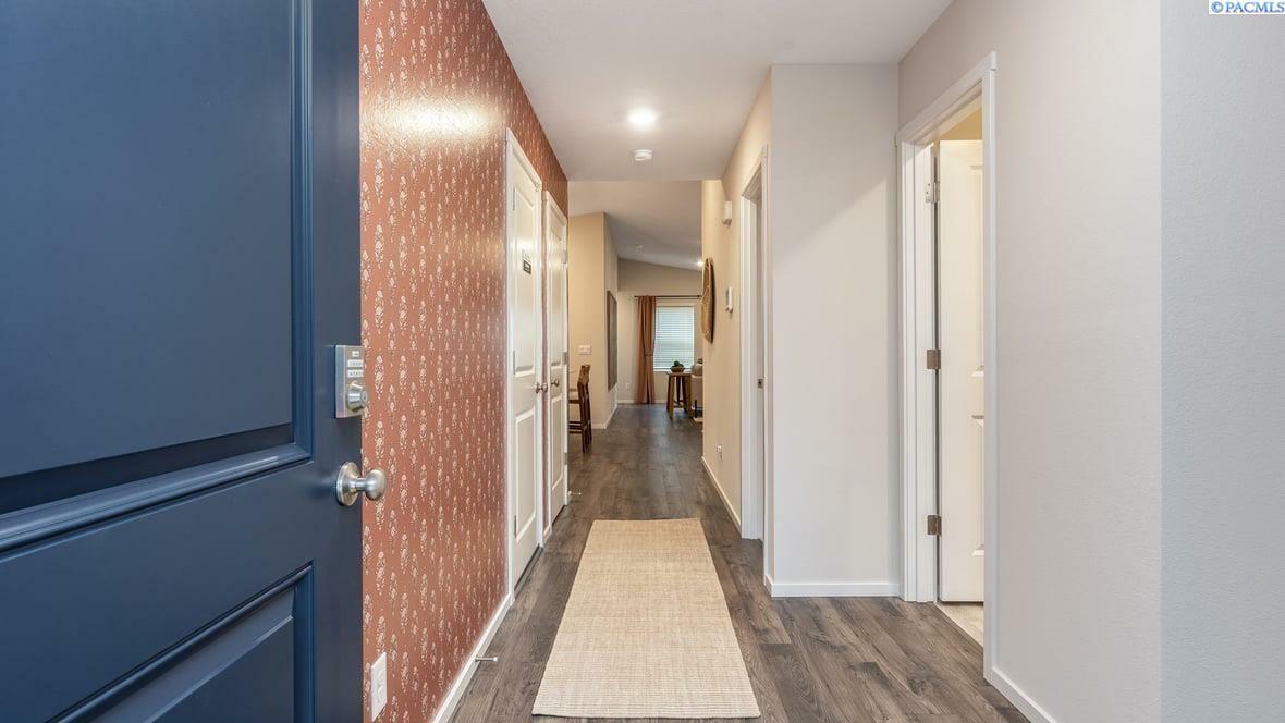 Property Photo: 11321 Dunsmuir WA 99301