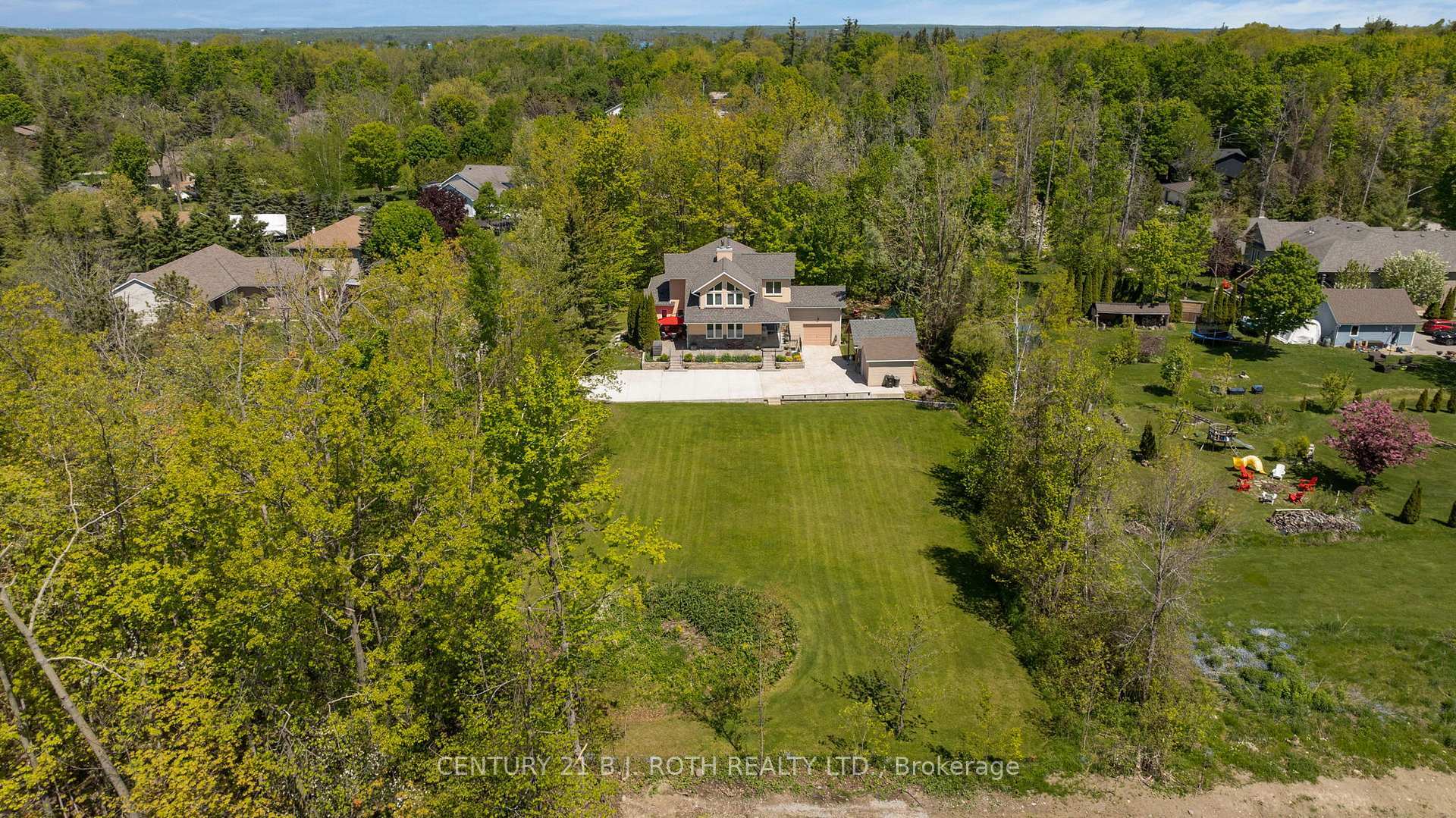 Photo de la propriété: 3809 East Street ON L9S 2L9
