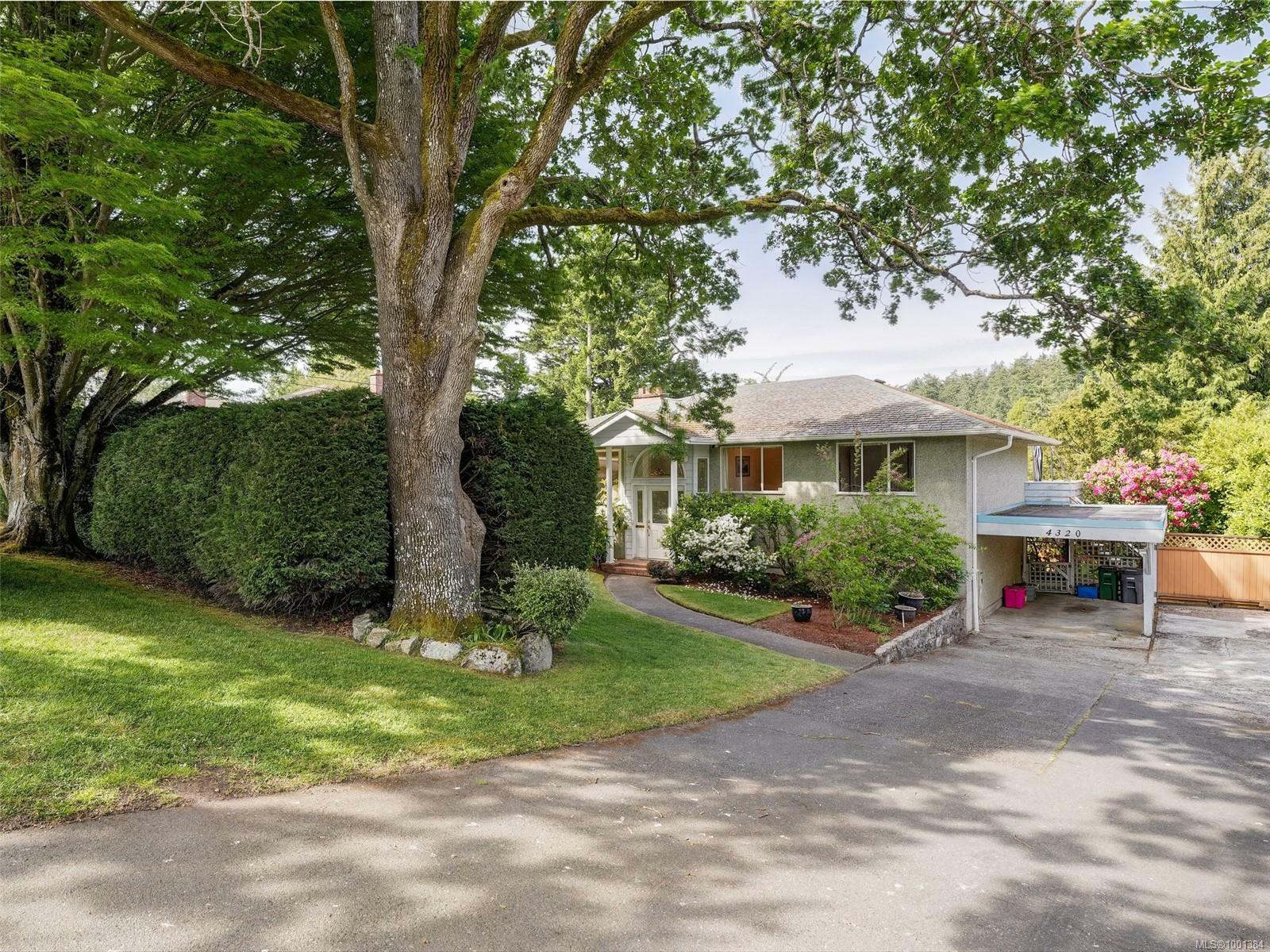 Property Photo: 4320 Cedar Hill Rd BC V8N 3C5