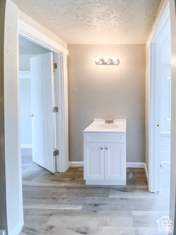 Property Photo: 425 N Esquire Pkwy UT 84513