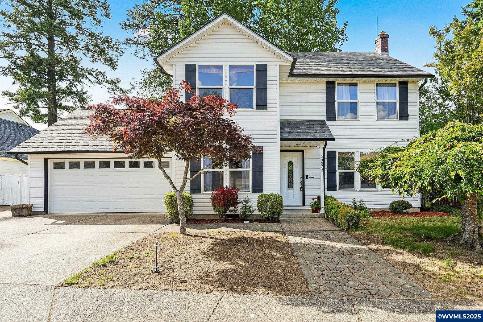 Property Photo: 2007 Chase Lp SW OR 97321