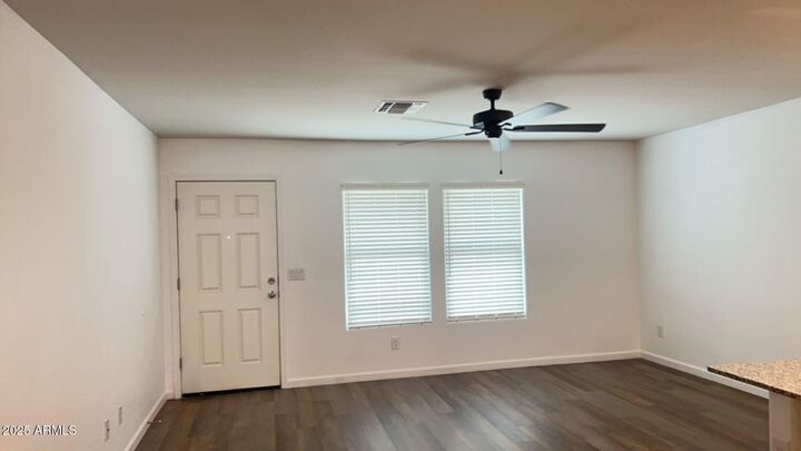 Property Photo: 476 W Reizen Drive AZ 85342