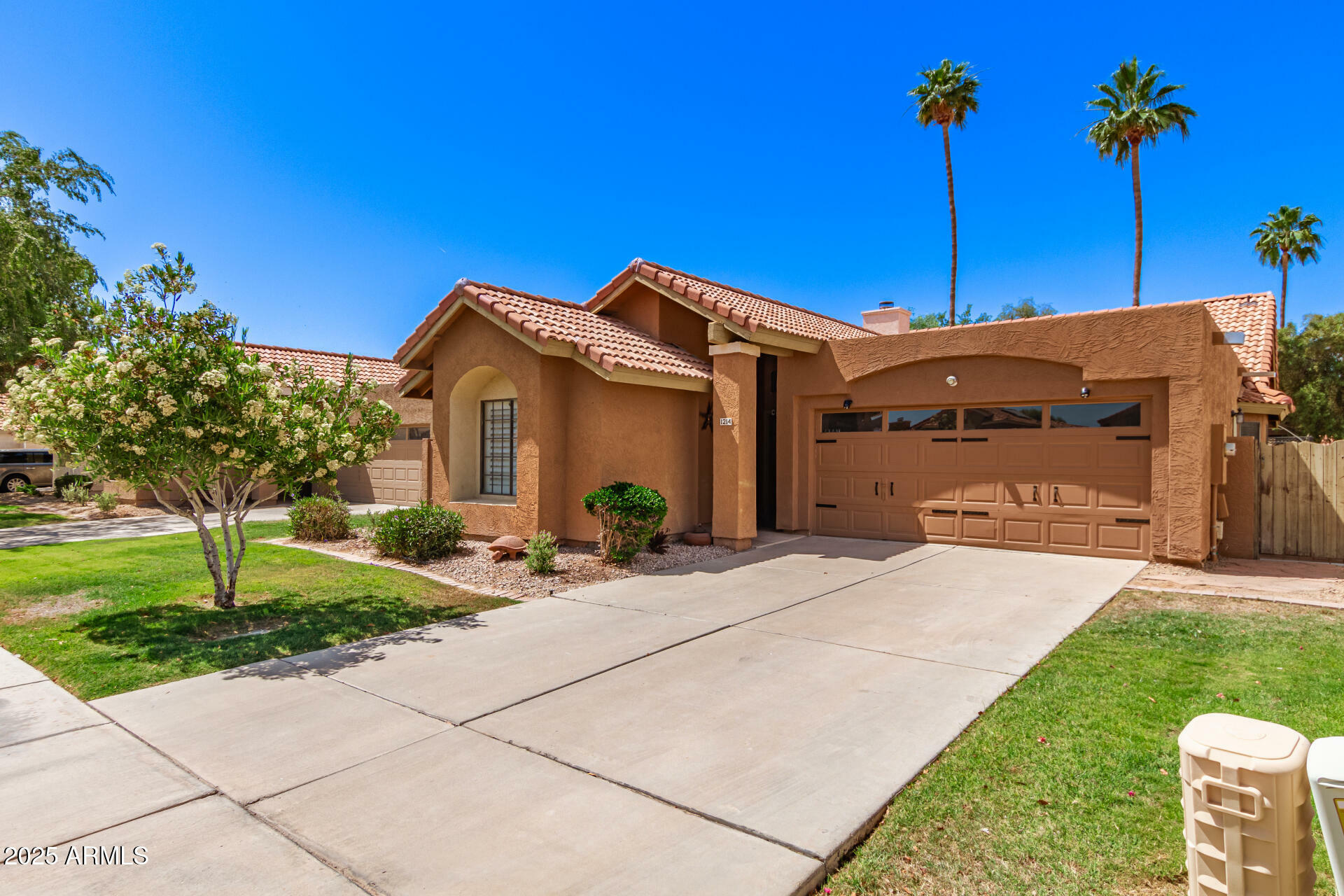 Property Photo:  1214 W Sand Dune Drive  AZ 85233 