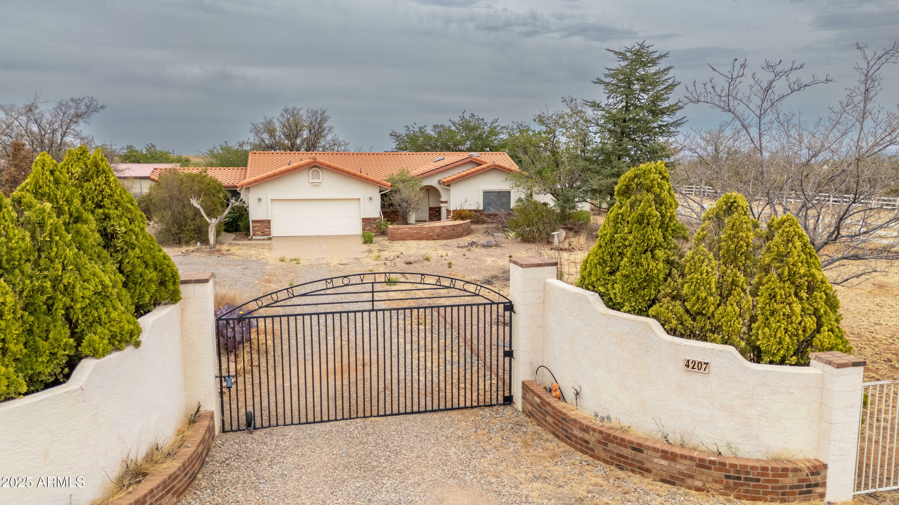 Property Photo:  4207 S Calle Encina --  AZ 85650 