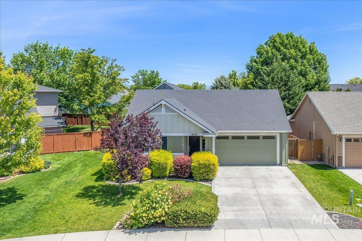 Property Photo: 2316 E Clifton Drive ID 83642