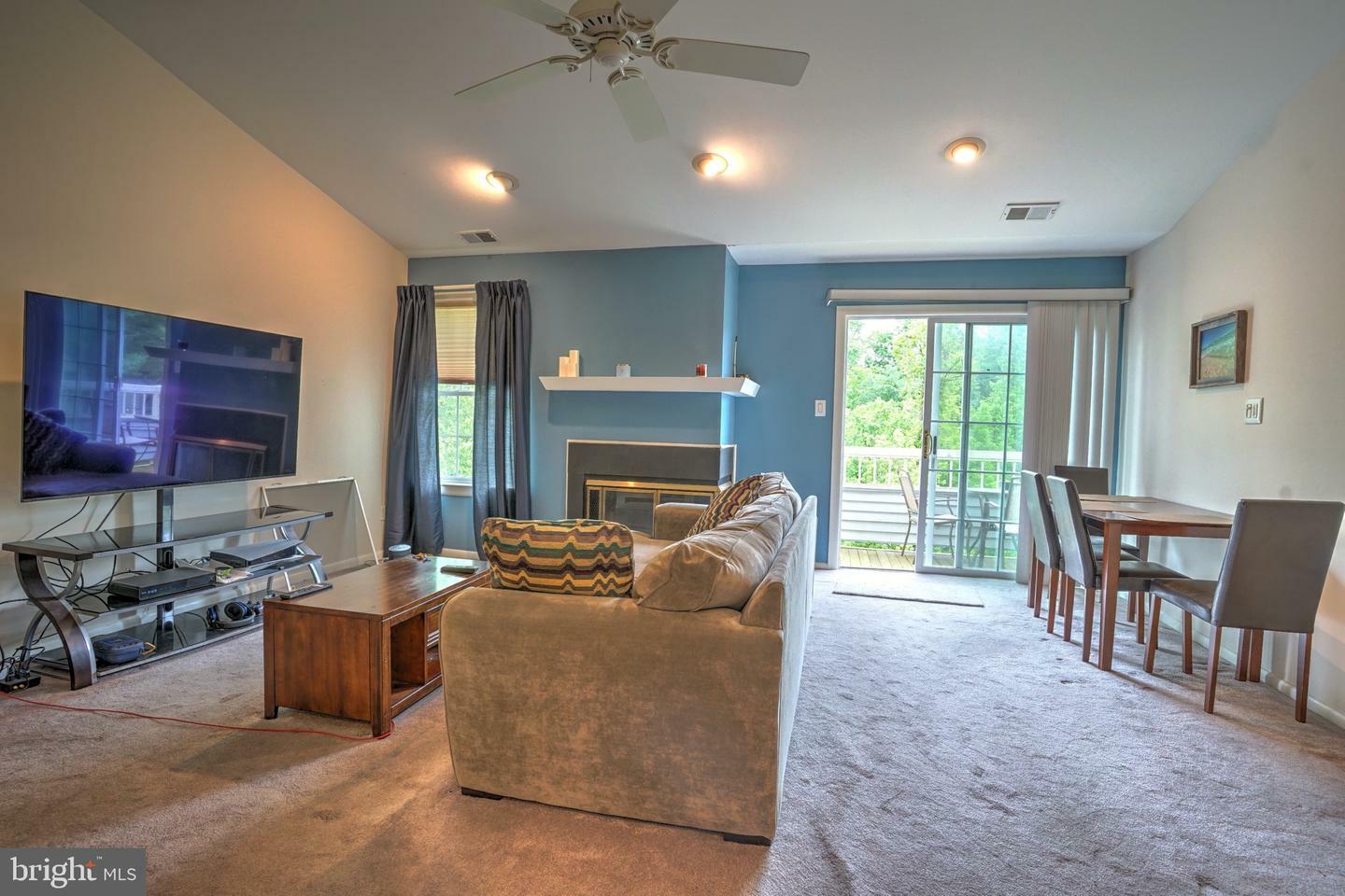 Property Photo:  304 Trinity Court #11  NJ 08540 