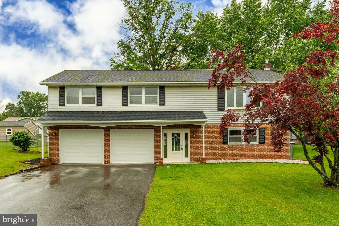 Property Photo: 3620 Holly Road PA 17315