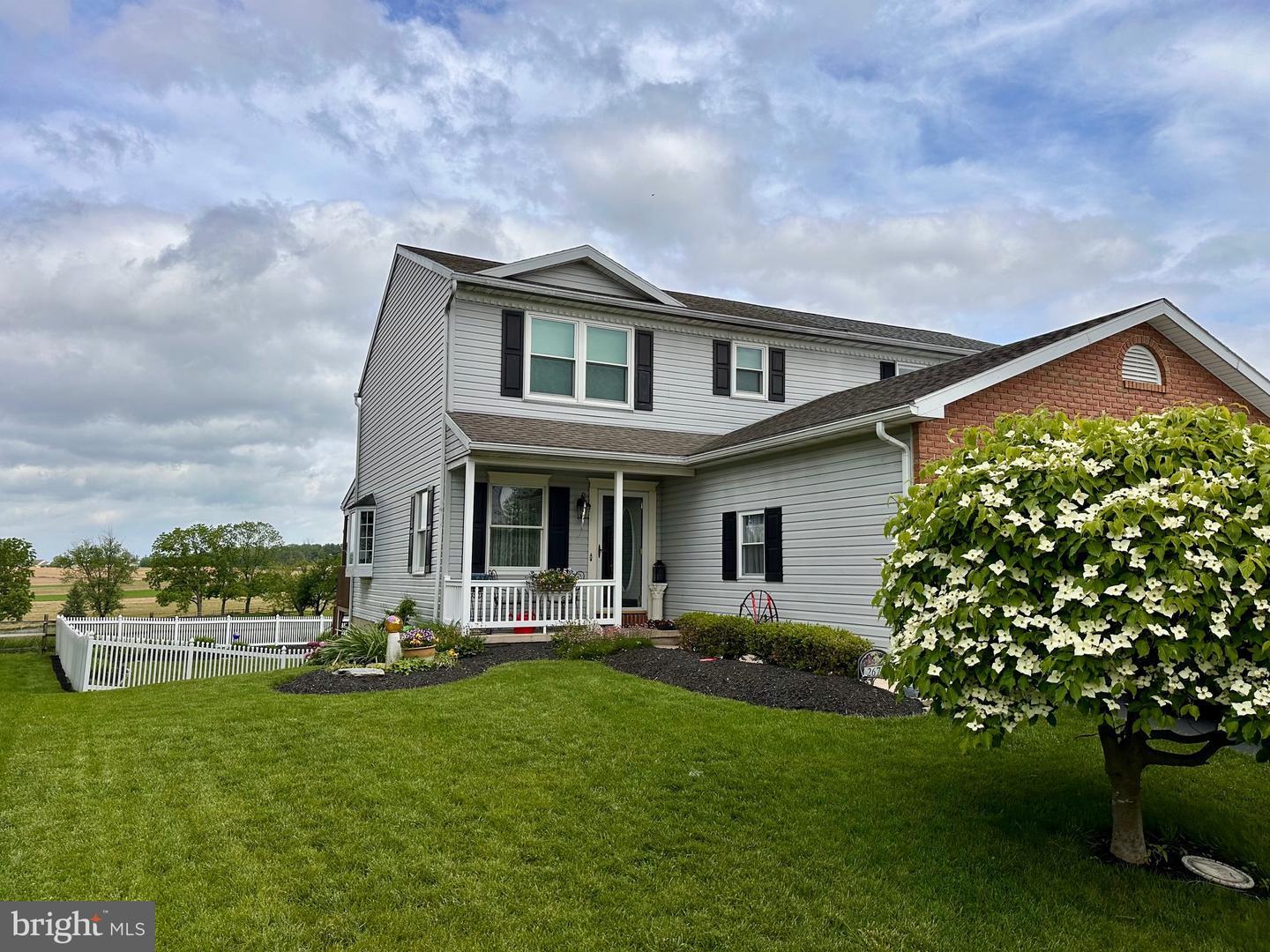 267 Acorn Circle  Lebanon PA 17042 photo