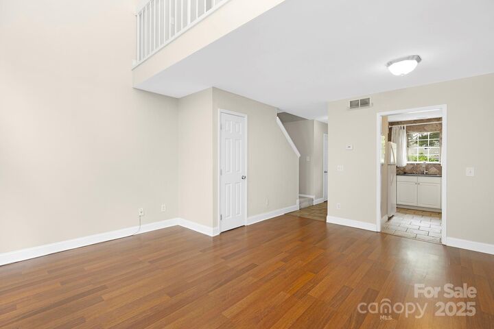 Property Photo:  6101 Heath Ridge Court  NC 28210 