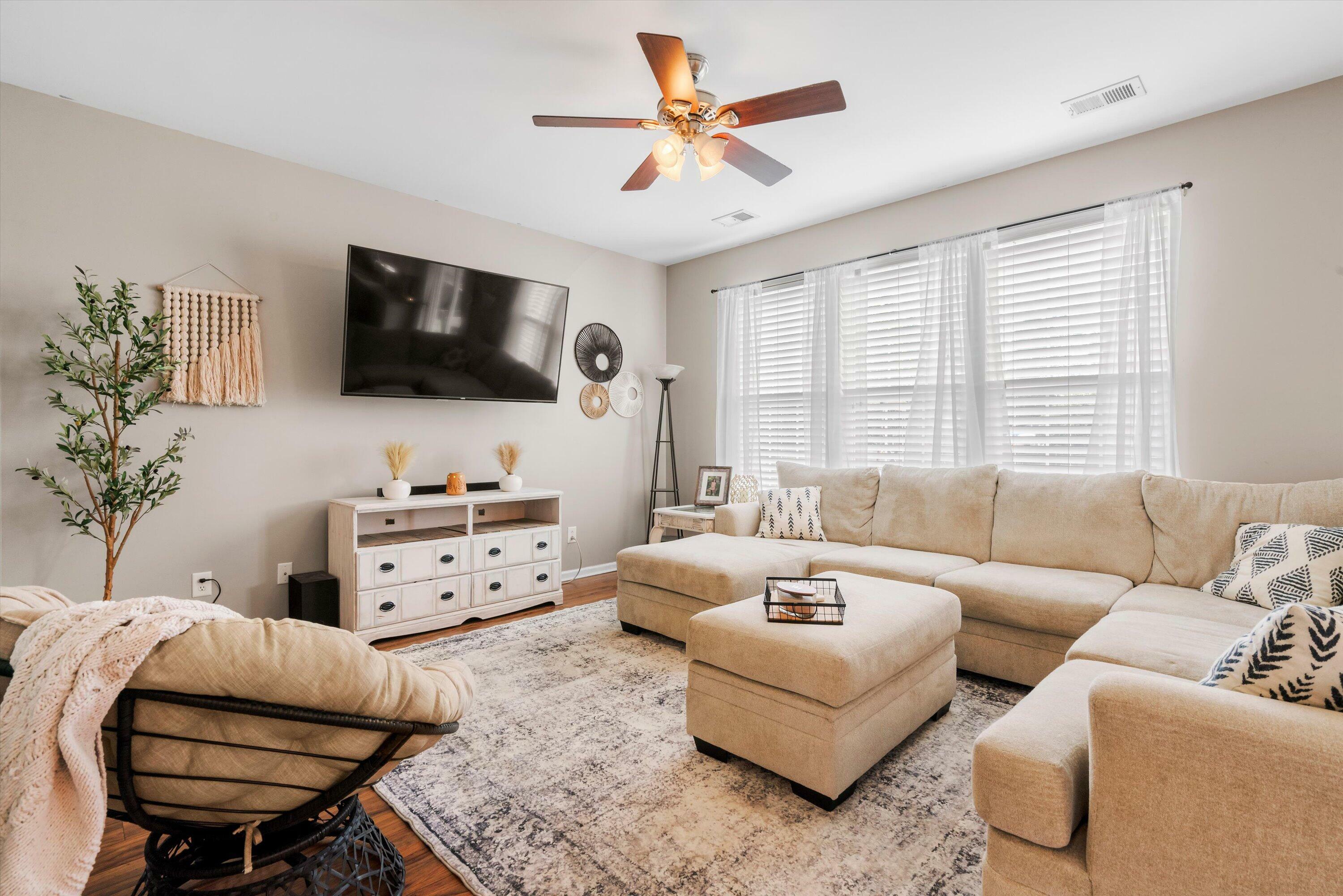Property Photo: 535 Crossland Drive SC 29461