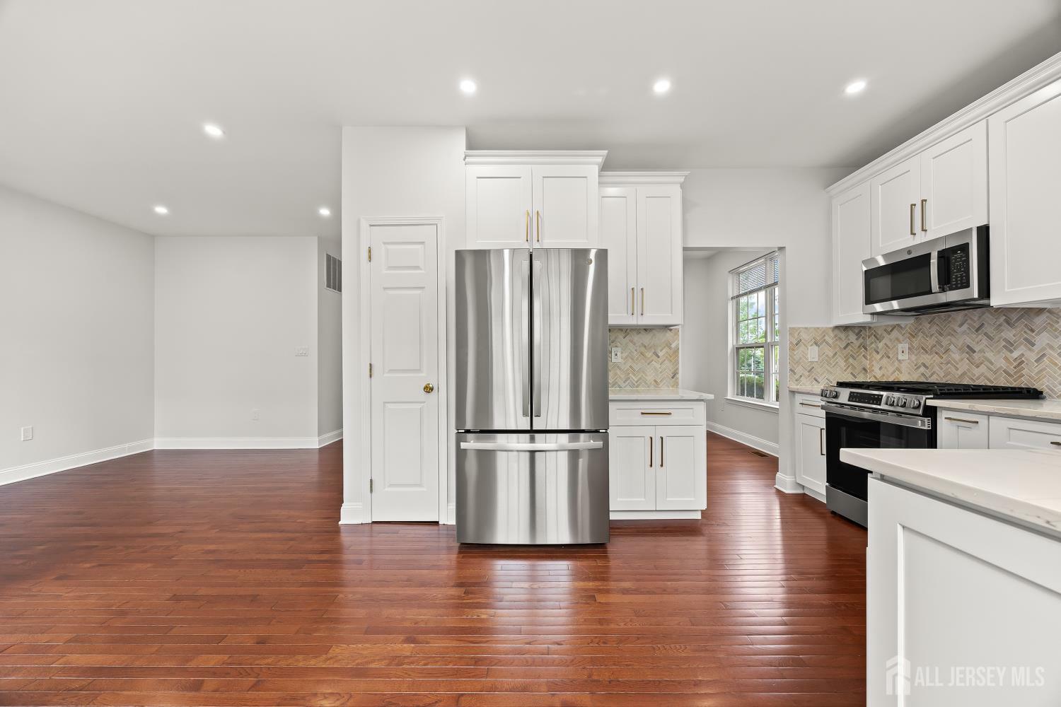 Property Photo: 19 Grossweiler Lane NJ 08859